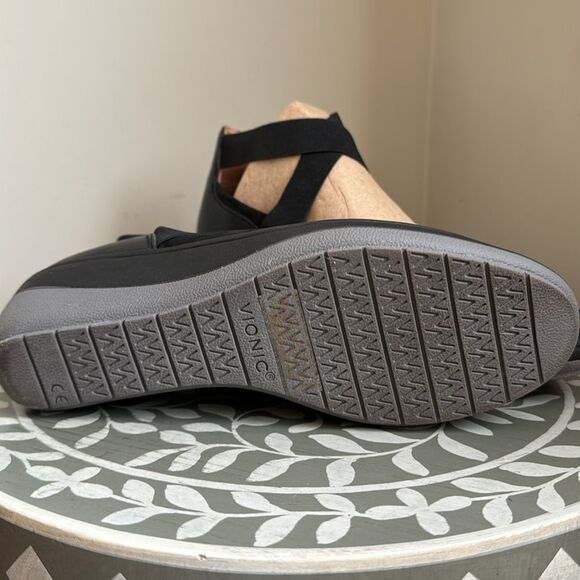 Vionic Shoes Ellery Black Ballerina Ankle Strap Wedge Size 6.5 - Picture 6 of 8